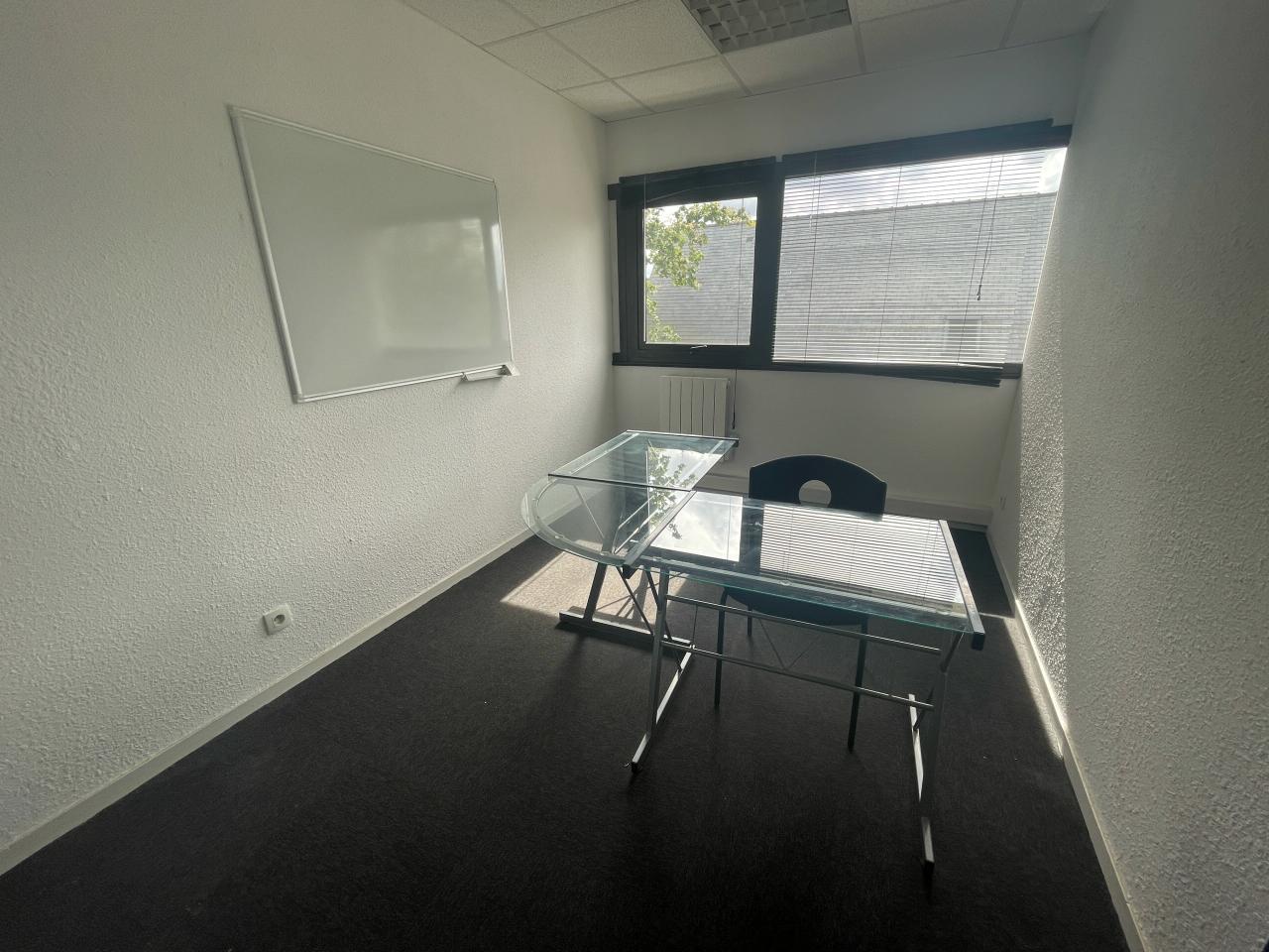 Bureau Cesson-Sévigné 57m² Location bureau Cesson-Sévigné Ille-et-Vilaine OLBUR2424539 1